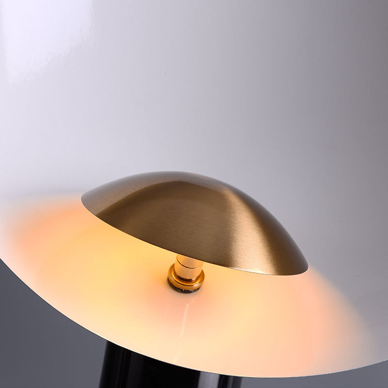 Postmodern Nordic Creative Hardware Tea Restaurant Table Lamp